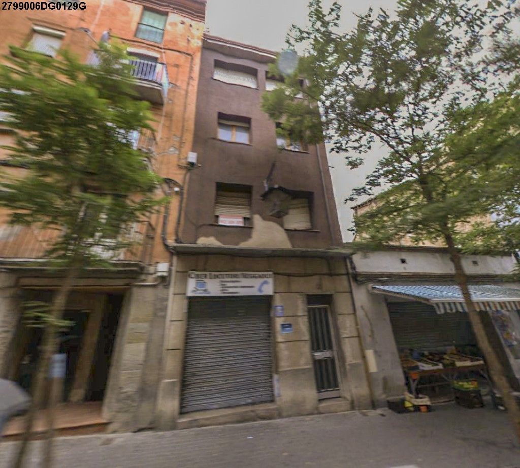 Vista exterior de Pis en venda en Manresa amb Traster