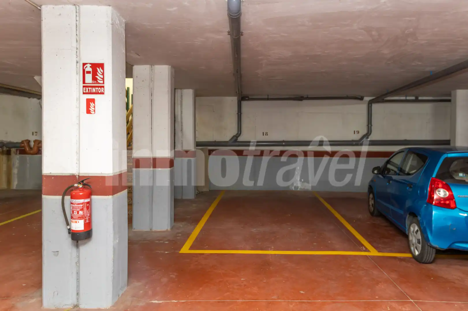 Aparcament de Apartament en venda en Sanxenxo amb Terrassa, Traster i Moblat