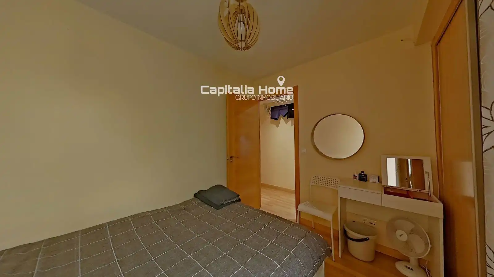Habitación de Piso en venta en Alicante / Alacant con Aire acondicionado, Calefacción y Amueblado
