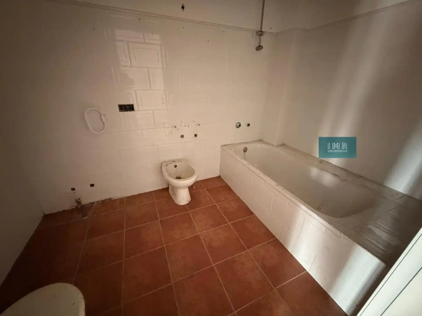 Bany de Pis en venda en Burguillos amb Terrassa