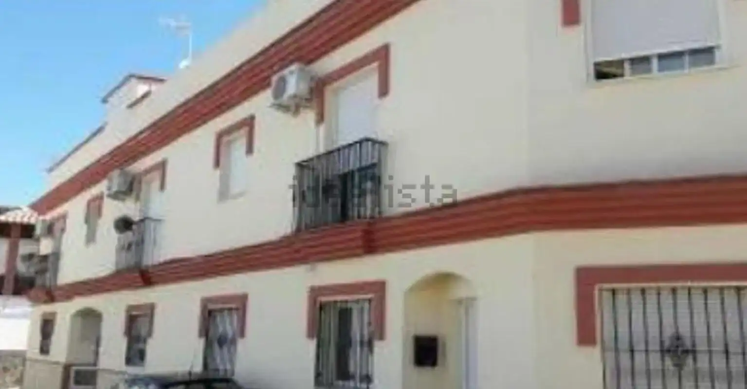 Vista exterior de Piso en venta en Pizarra