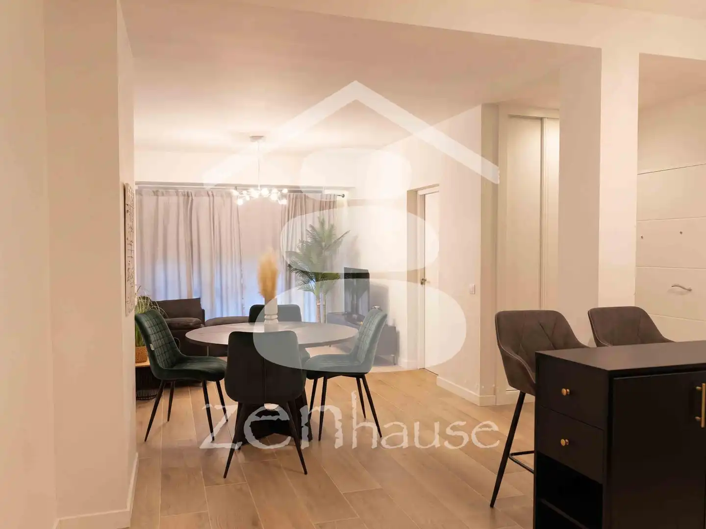 Living room of Flat for rent in Madrid  with Air Conditioner and Heating