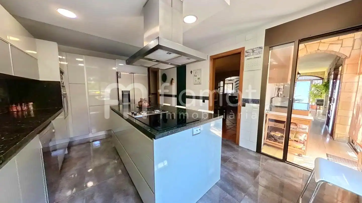 Cocina de Casa o chalet en venta en Cambrils con Jardín privado, Terraza y Piscina