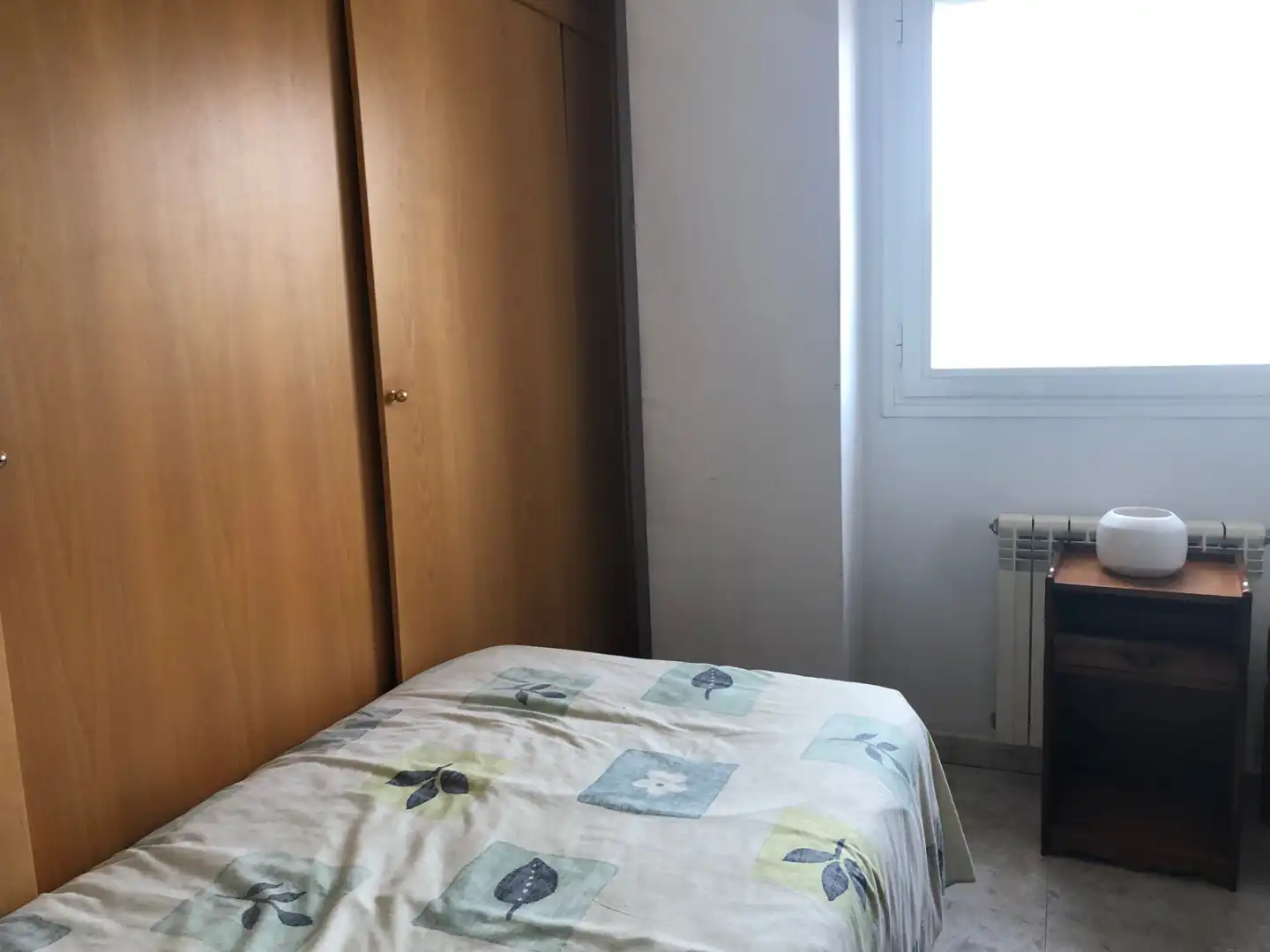 Dormitori de Pis en venda en Figueres amb Aire condicionat, Calefacció i Moblat