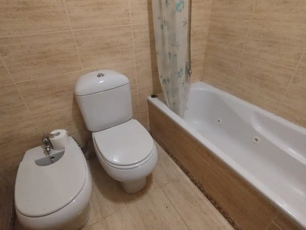 Baño de Piso en venta en Benicarló con Terraza y Amueblado