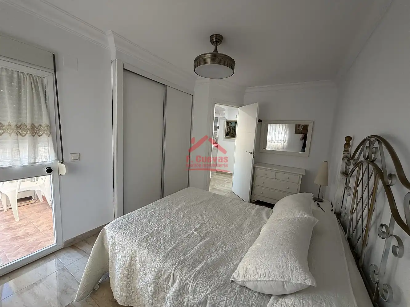 Apartamento con ascensor en venta en Torre del Mar, imagen 11