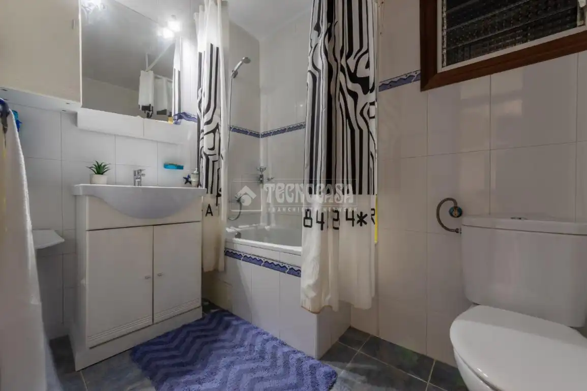 Piso en venta en Calle Amposta, Torreforta