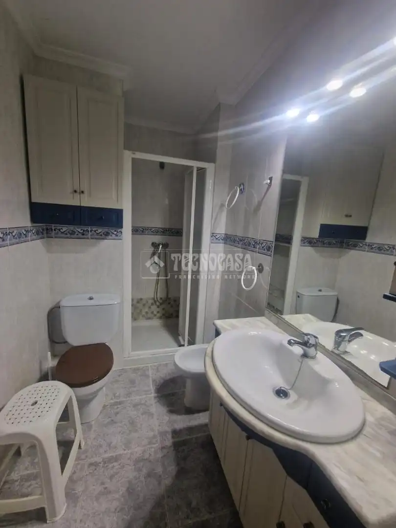Baño de Piso en venta en Córdoba con Aire acondicionado, Terraza y Amueblado