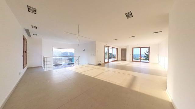 Casa-chalet en Venta en Cumbres de Calicanto