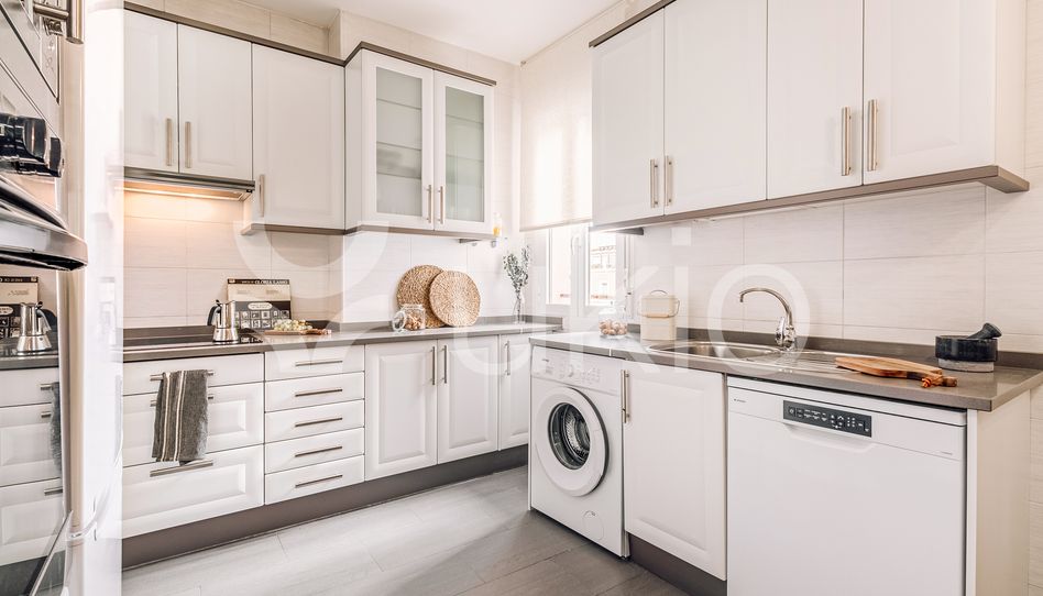 Apartamento de alquiler en Calle de Luchana, Trafalgar - Imagen 3
