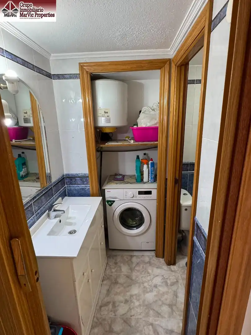 Bany de Estudi en venda en Benidorm amb Jardí privat, Moblat i Piscina comunitària