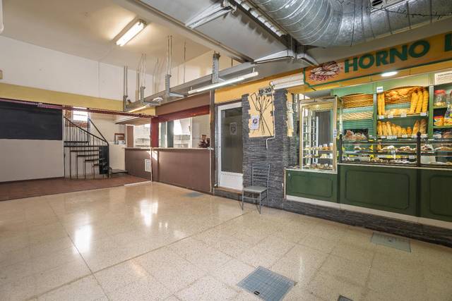 Local comercial en Venta en Avenida del Padre Esplá en Pla de Bon Repós