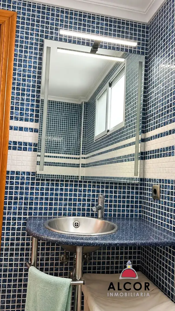 Badezimmer von Maisonette zum Verkauf in Benicarló mit Klimaanlage, Terrasse und Balkon