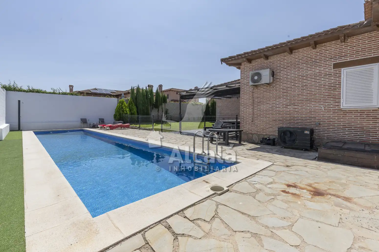 Casa con piscina en venta en Torrejón del Rey, imagen 2