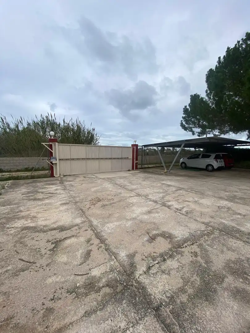 Parking of Country homes for sale in Els Poblets  with Private garden and Internet
