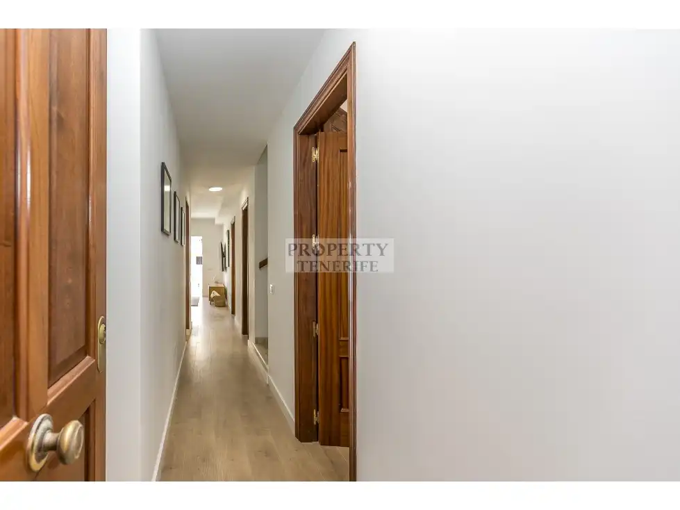 Piso en venta en Arona con Terraza y Piscina