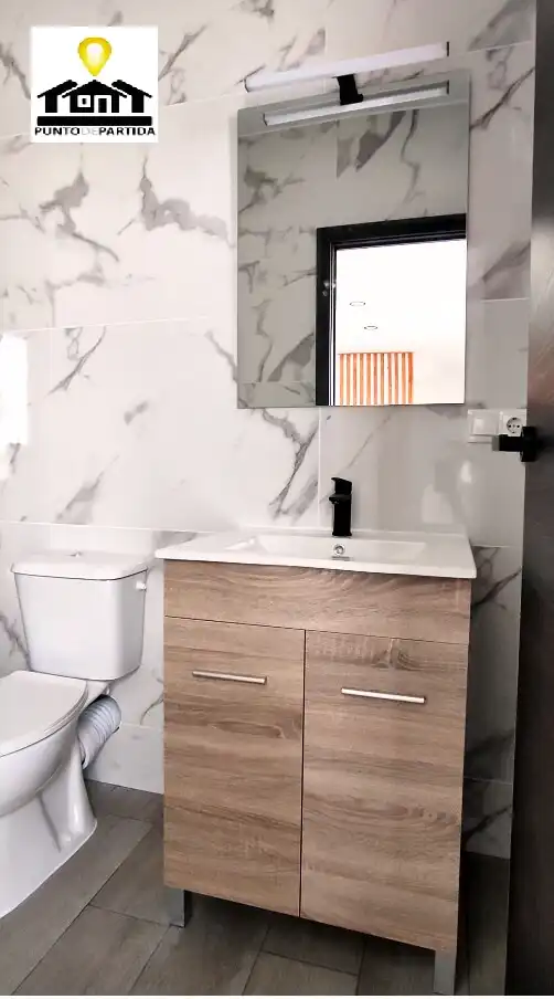Baño de Finca rústica en venta en Las Cabezas de San Juan