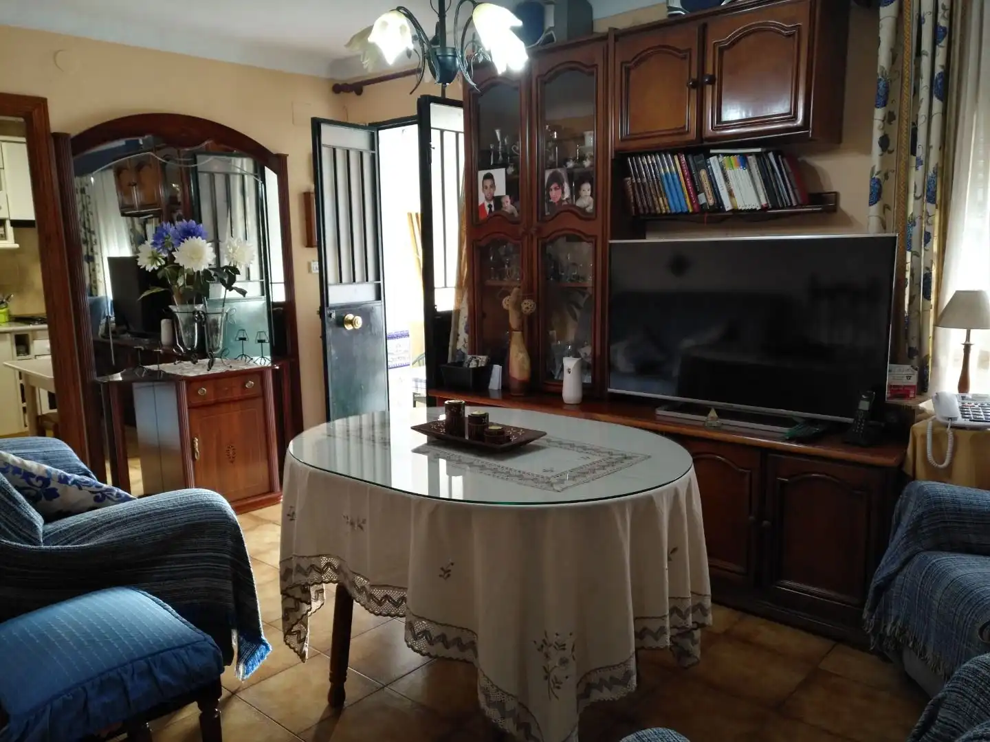 Living room of Country homes for sale in Ubrique  with Private garden, Terrace and Storage room