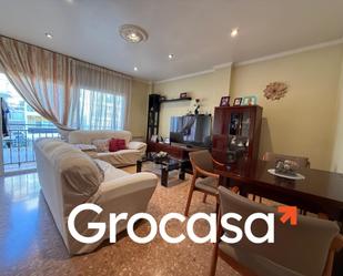 Living room of Flat for sale in Mataró  with Heating, Oven and TV