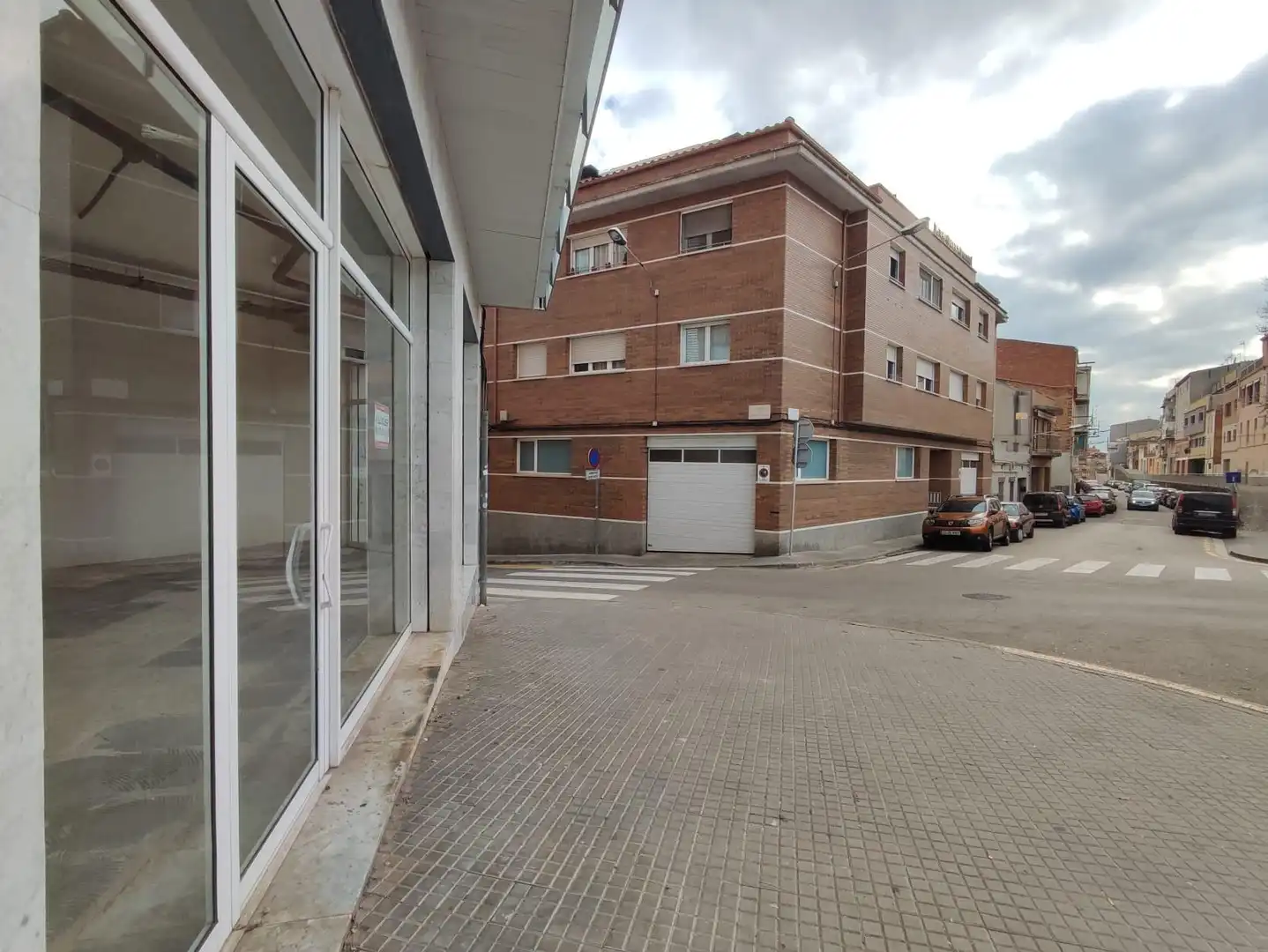 Vista exterior de Local de alquiler en Manresa