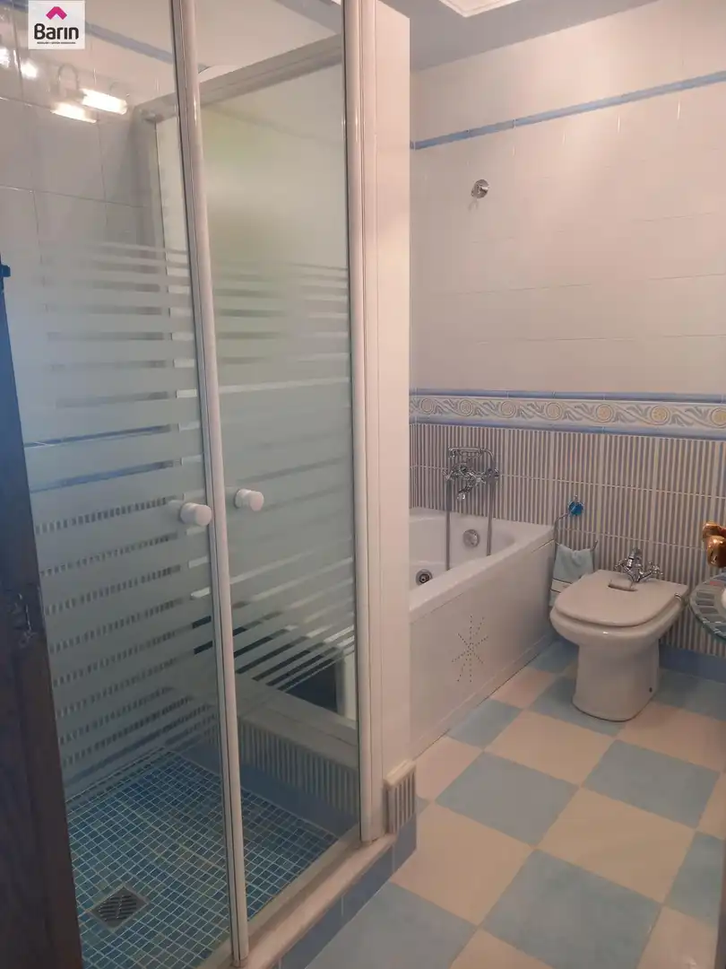 Bathroom of Houses for sale in Córdoba  with Air Conditioner, Private garden and Terrace