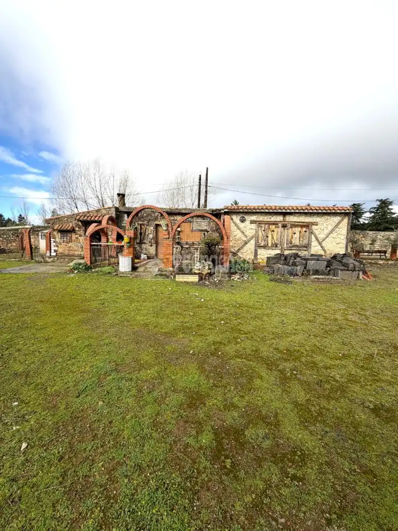 Exterior view of Residential for sale in Torrelaguna