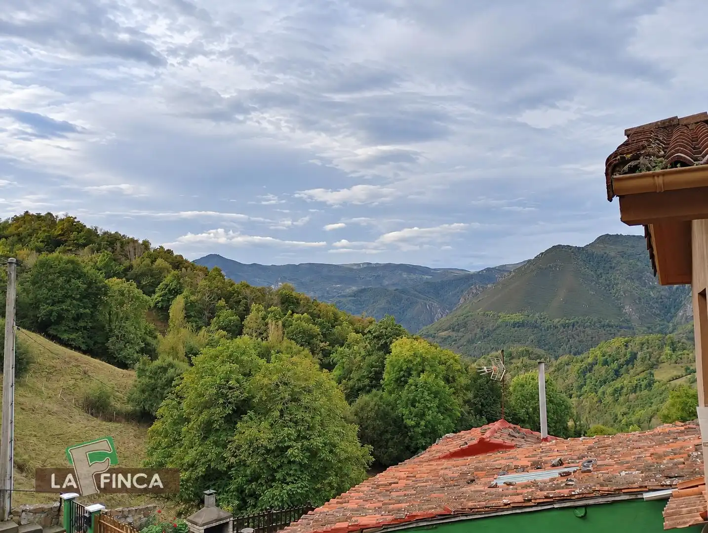 Exterior view of Detached homes for sale in Teverga, Asturias