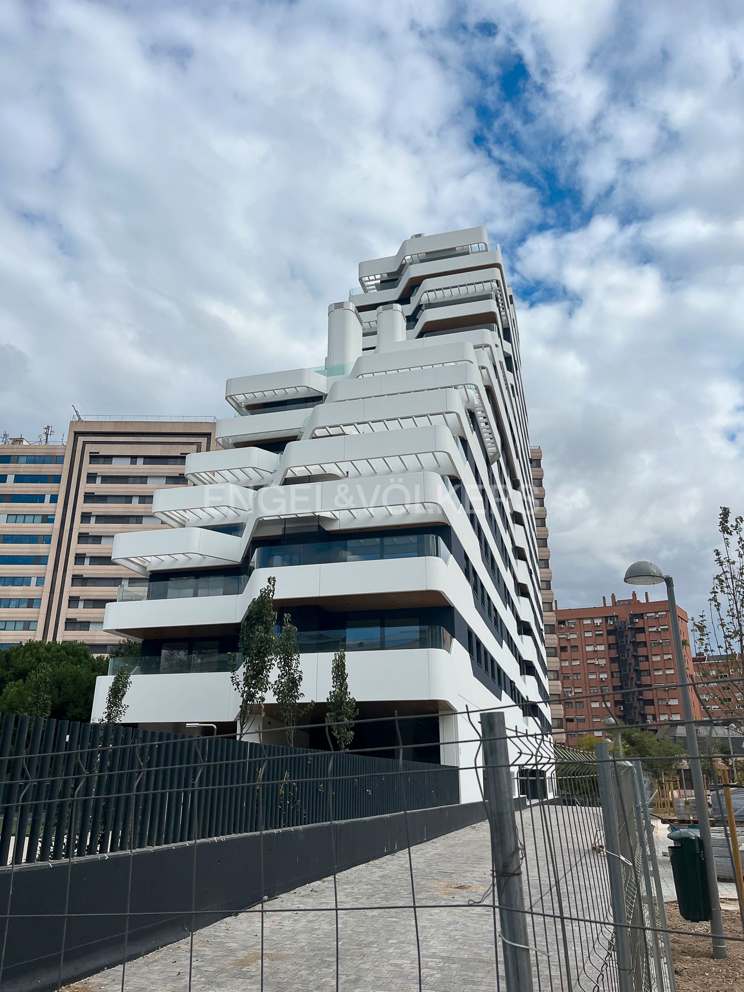 Exterior view of Apartment for sale in  Madrid Capital  with Air Conditioner, Heating and Private garden