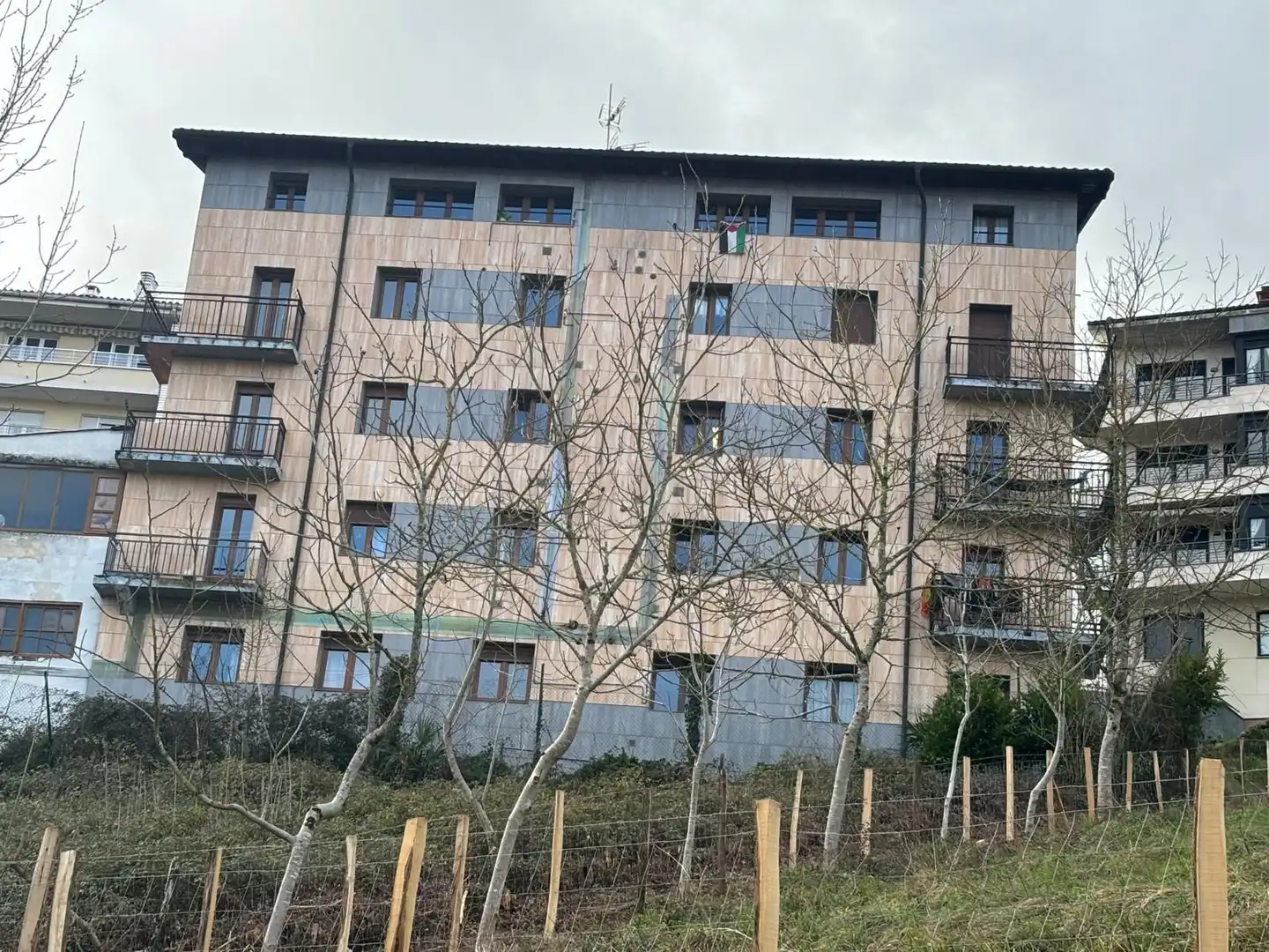 Vista exterior de Pis en venda en Elgeta amb Calefacció