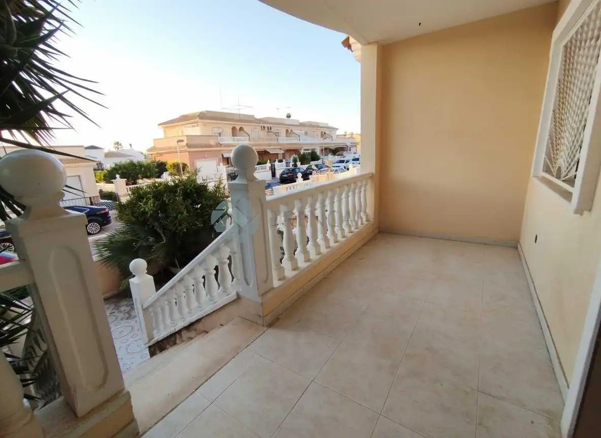 Semi-detached house for sale in golda meir, imagen 5