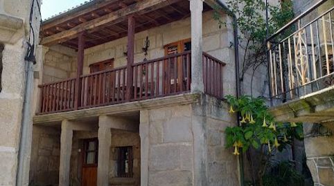 Casa centenaria única en pleno casco antiguo de Combarro totalmente reformada.