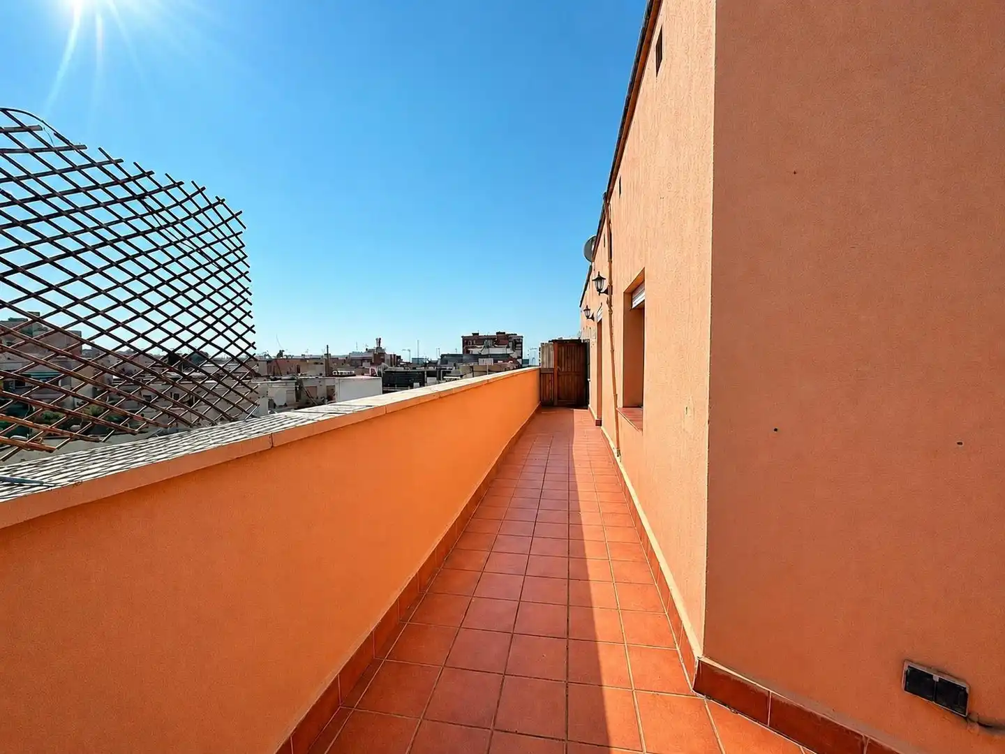 Terrace of Attic for sale in L'Hospitalet de Llobregat  with Heating, Parquet flooring and Terrace