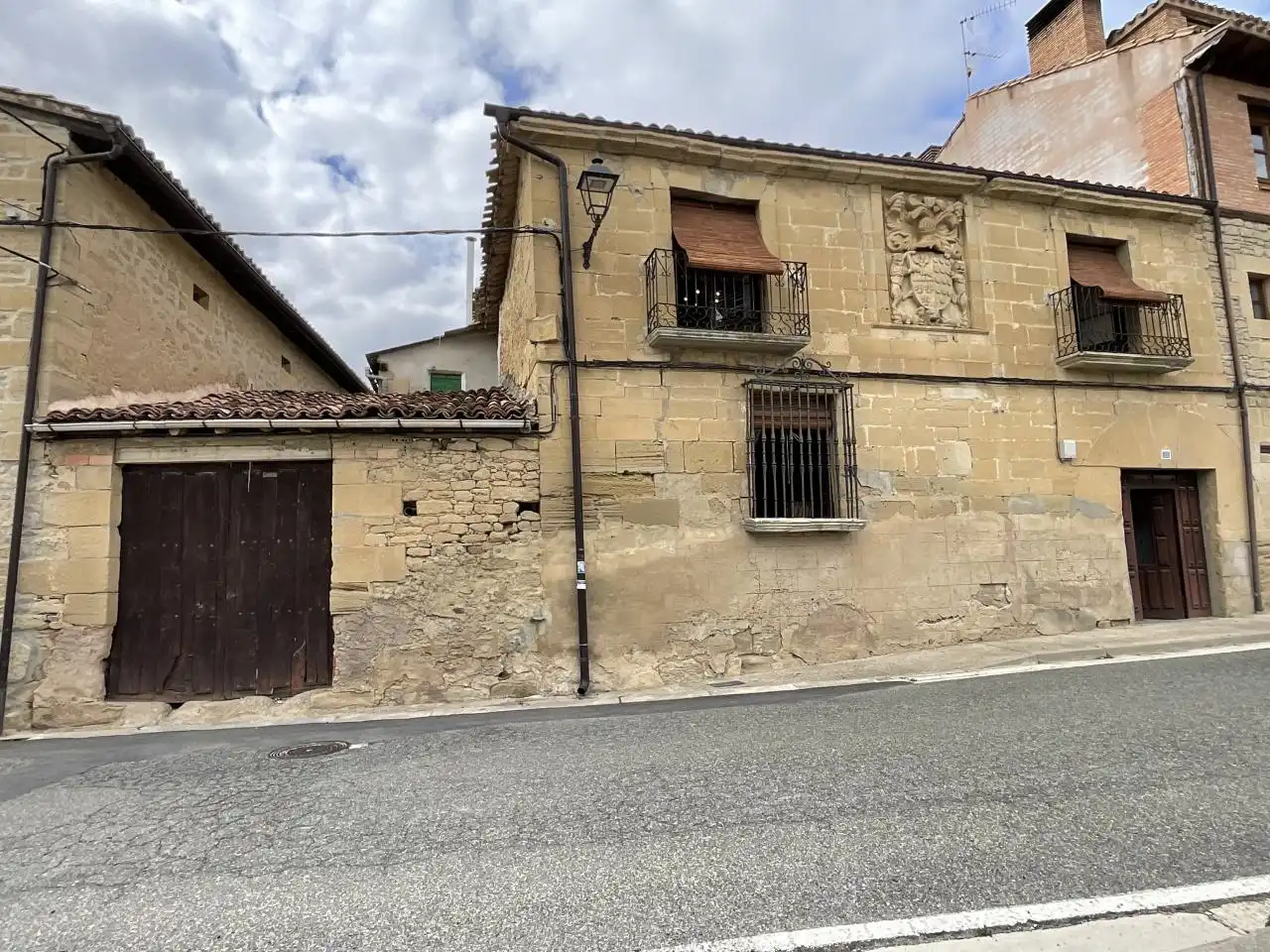 Vista exterior de Casa o chalet en venta en Villalobar de Rioja con Jardín privado, Amueblado y Balcón