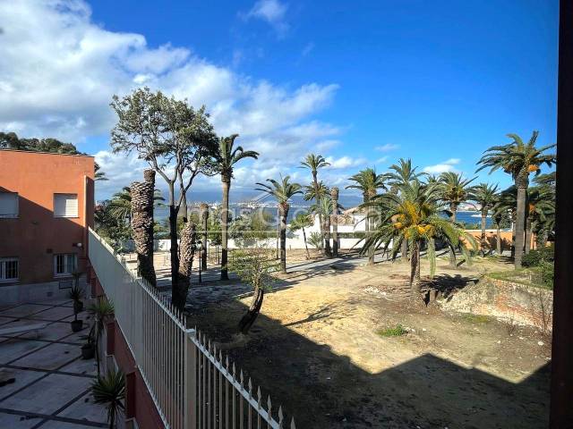 Piso en Alquiler en Doctor Fleming en Puente Mayorga - Campamento