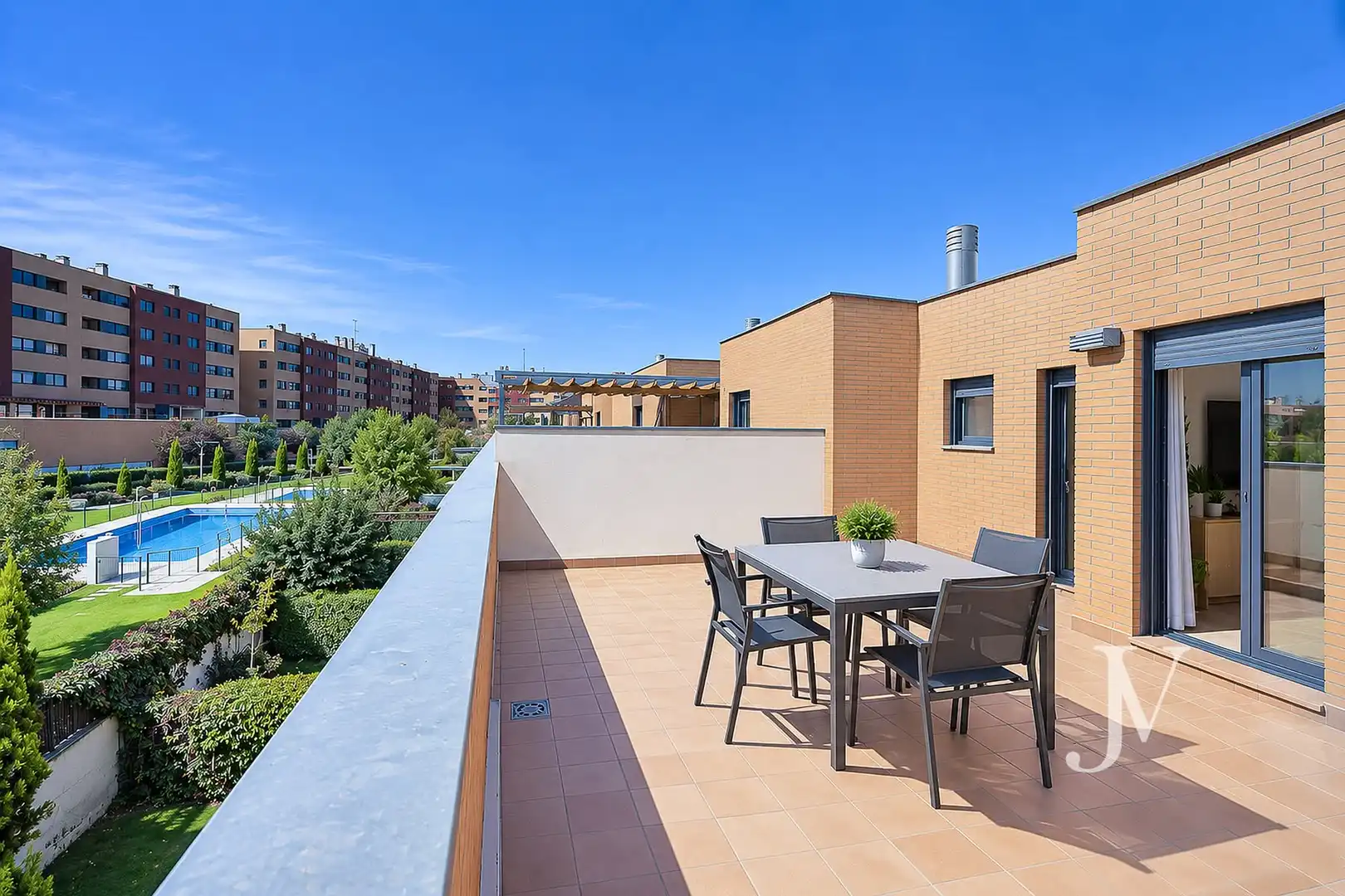 Casa aparellada amb terrassa en venda a Dehesa Vieja - Puente Cultural, imagen 11