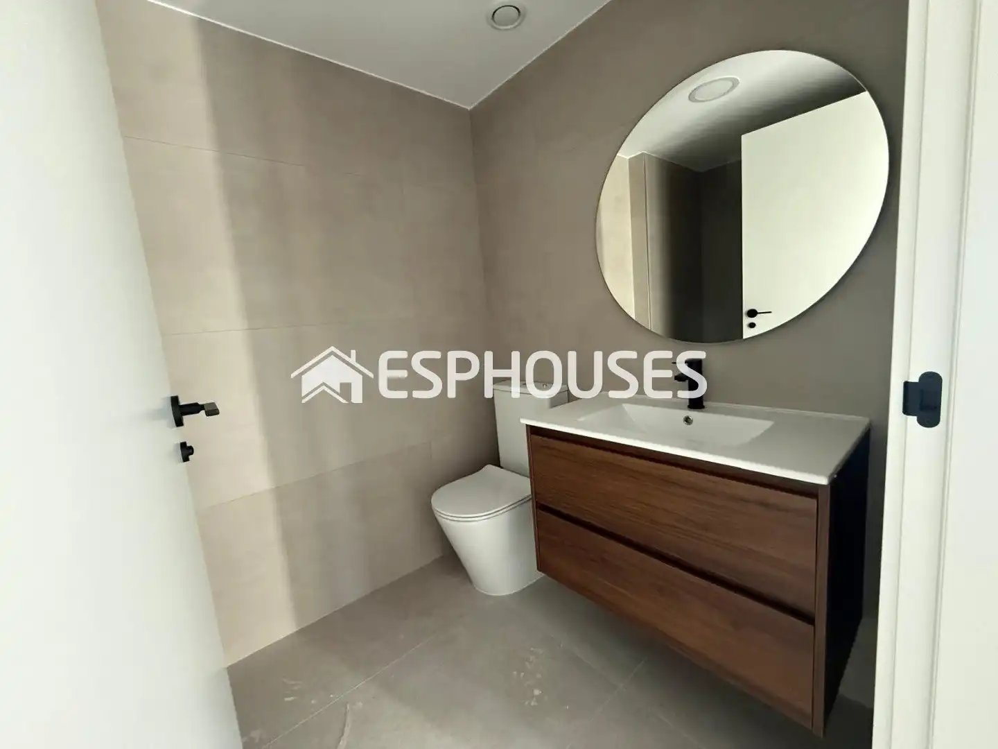 Bathroom of Apartments for sale in Mutxamel  with Air Conditioner, Heating and Terrace