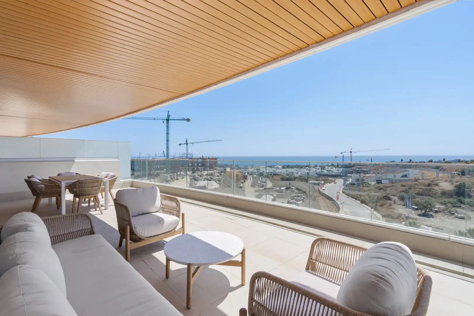 Apartamento con terraza en venta en Selwo, imagen 6