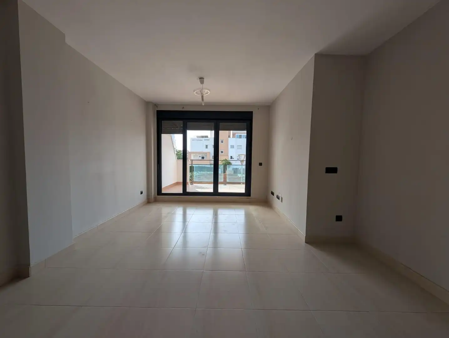Living room of Flat for sale in Almería  with Community pool