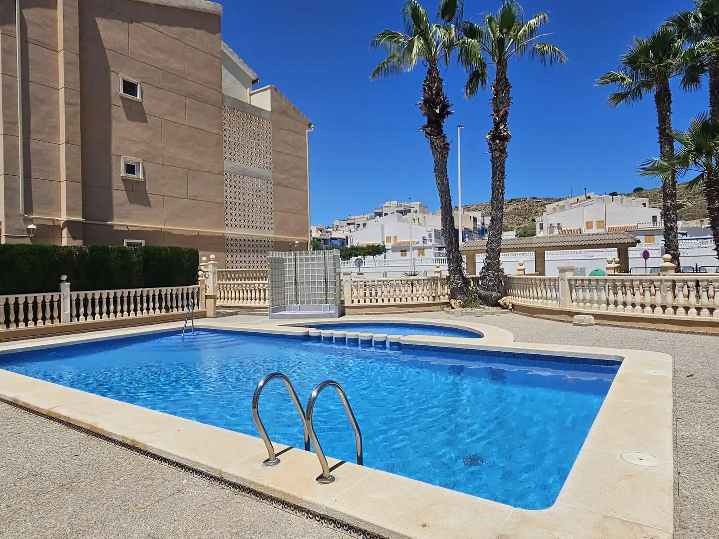 Swimming pool of Flat for sale in Santa Pola  with Air Conditioner, Heating and Terrace