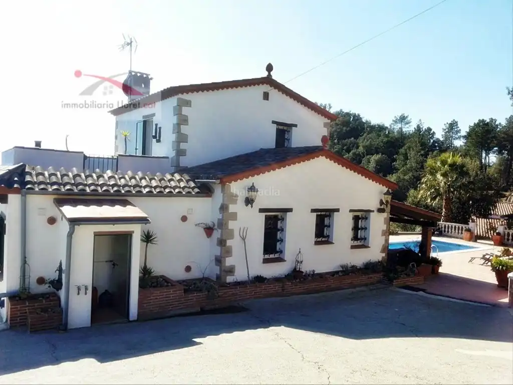 Casa amb piscina en venda a Lloret Blau - La Creu de Lloret