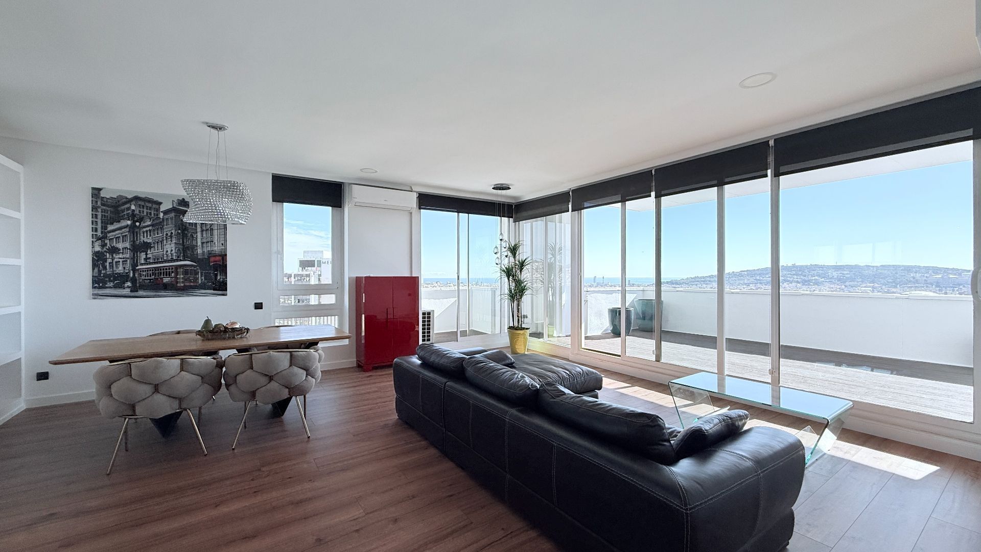 Sala de estar de Piso de alquiler en  Barcelona Capital con Aire acondicionado y Amueblado