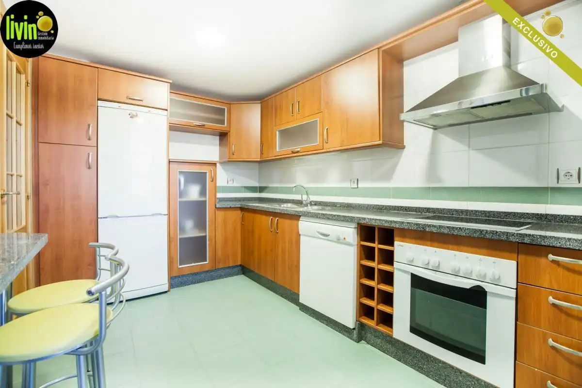 Kitchen of Flat for rent in Jaén  with Air Conditioner, Heating and Community pool