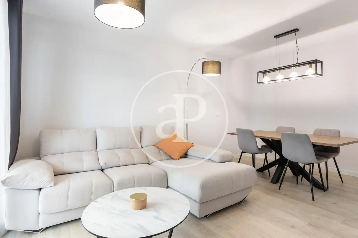 Piso con terraza en venta en Carrer d'Aarón Vidal López, imagen 4