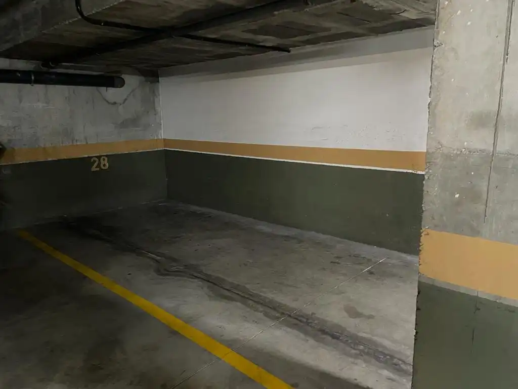 Individual with lift for sale in Carrer Castell de Requesens