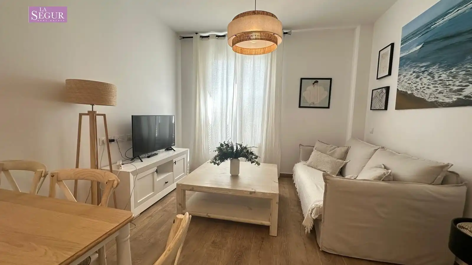 Living room of Ground floor for sale in Conil de la Frontera  with Terrace, Furnished and Community pool