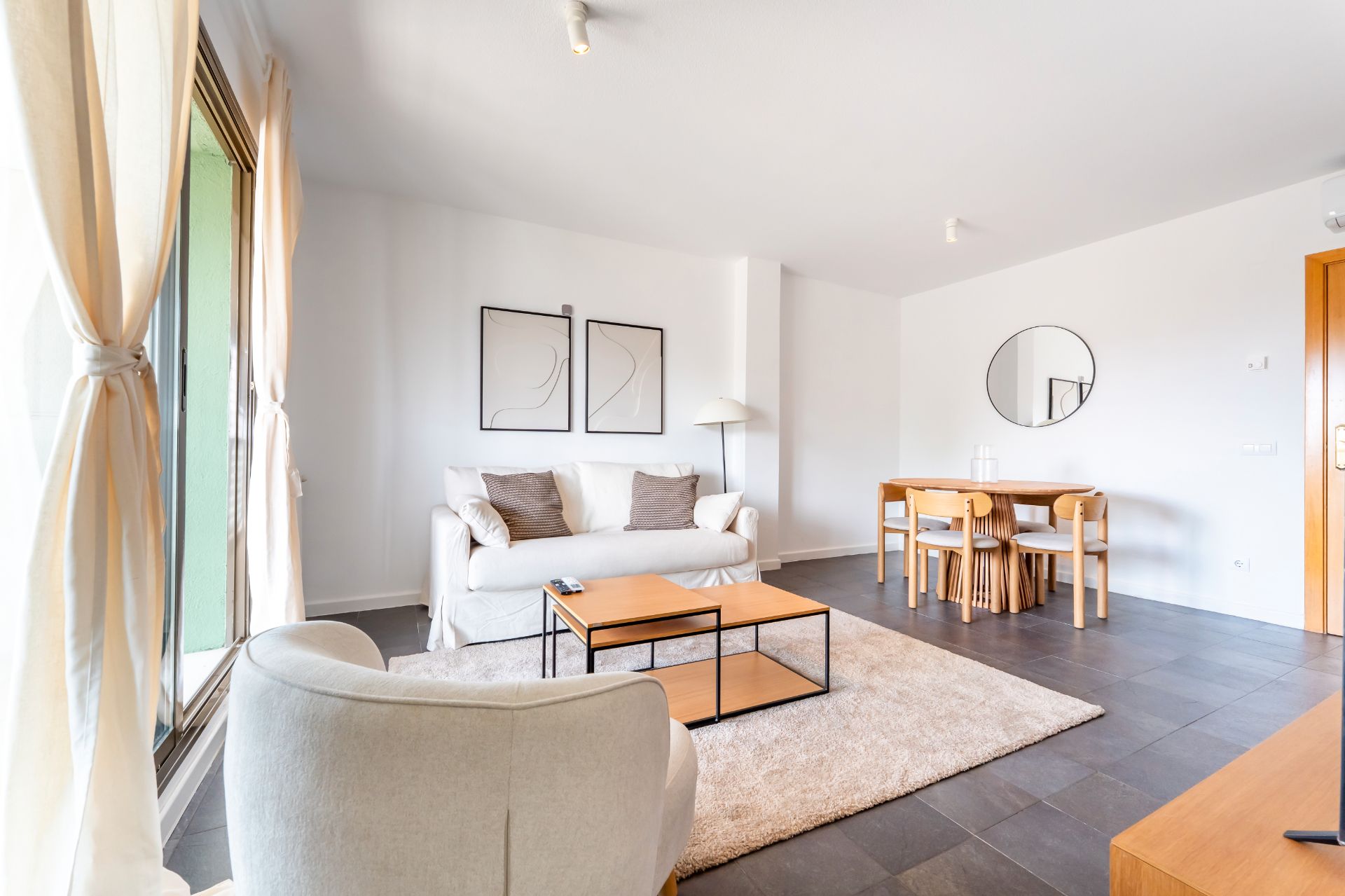 Living room of Flat for sale in  Madrid Capital  with Community pool