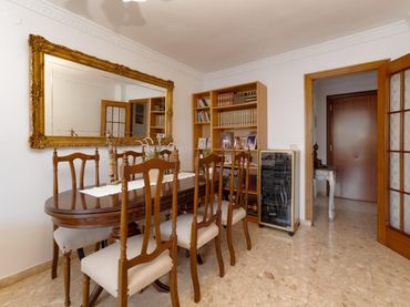 Appartement avec ascenseur à vendre à Carretera de Cádiz