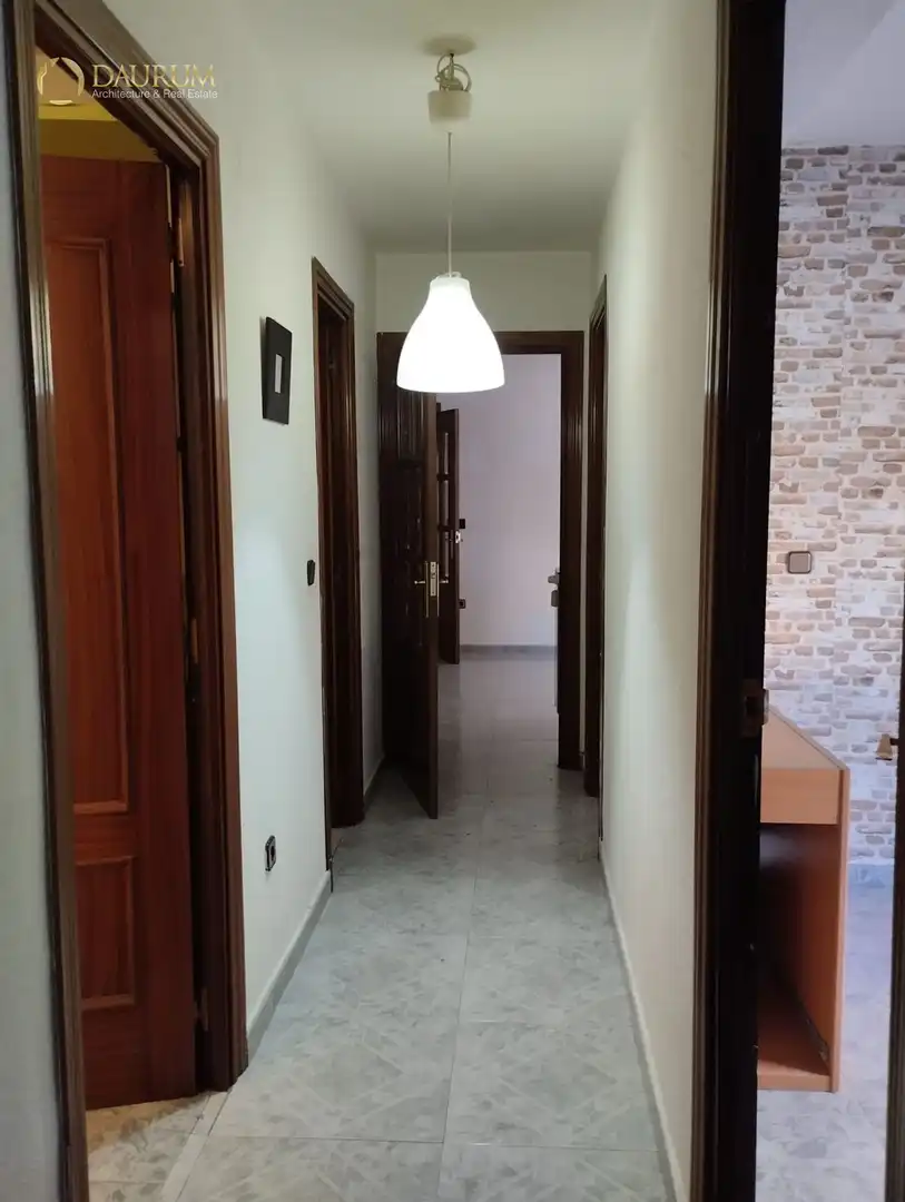 Wohnung zum Verkauf in Móstoles mit Klimaanlage, Heizung und Terrasse