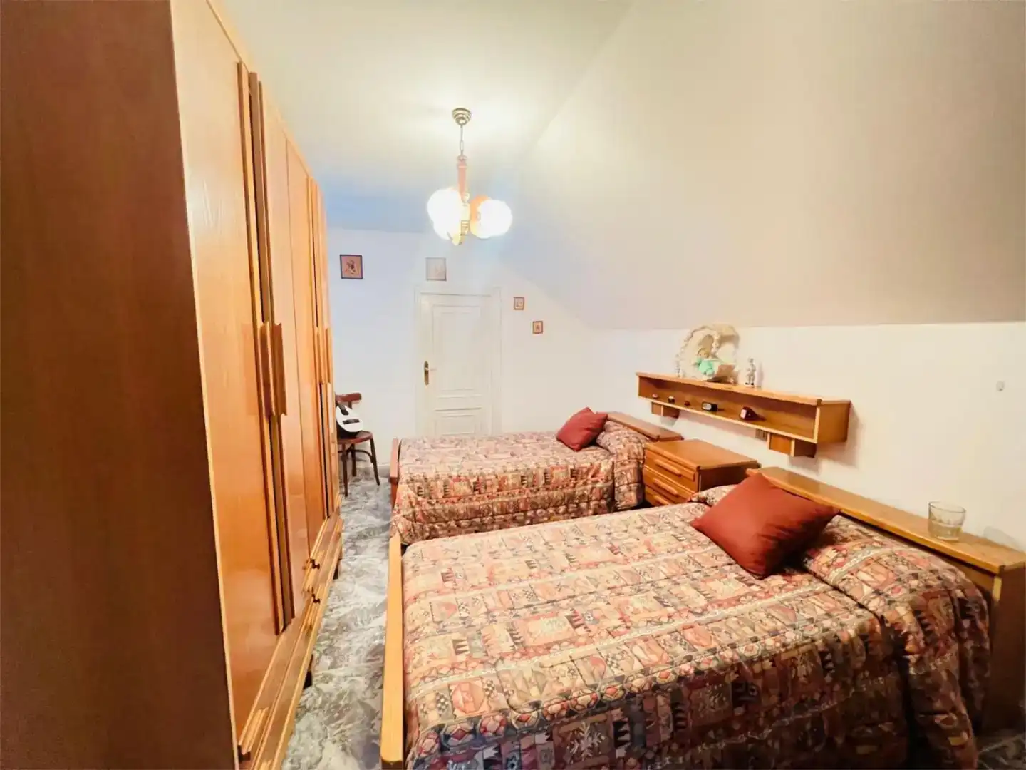 Habitación de Piso en venta en Quiroga con Parquet, Trastero y Amueblado