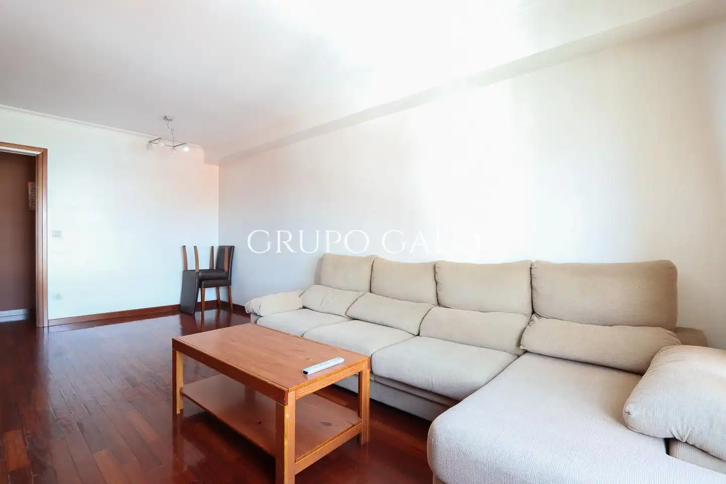 Sala de estar de Ático en venta en Vigo  con Calefacción, Parquet y Trastero